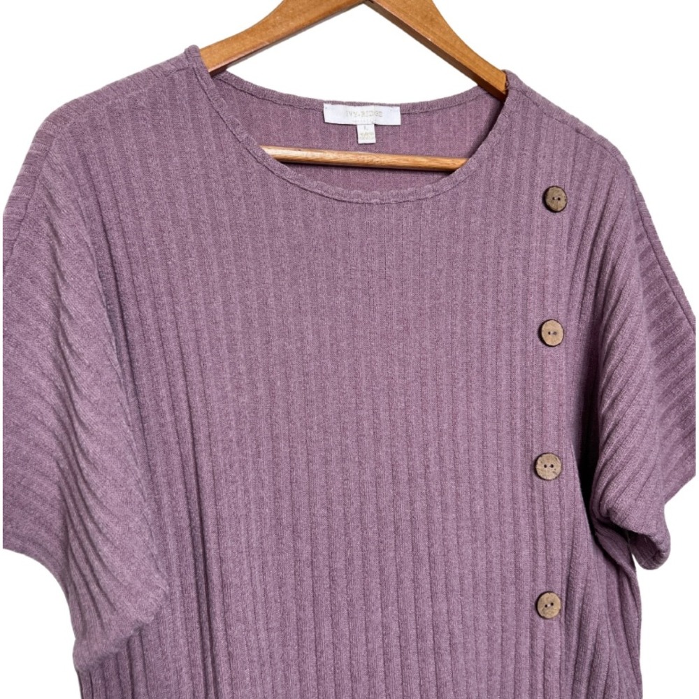 IVY.RIDGE Purple Ribbed Knit Dolman Sleeve Asymmetrical Button Top Women's Large - Picture 4 of 16